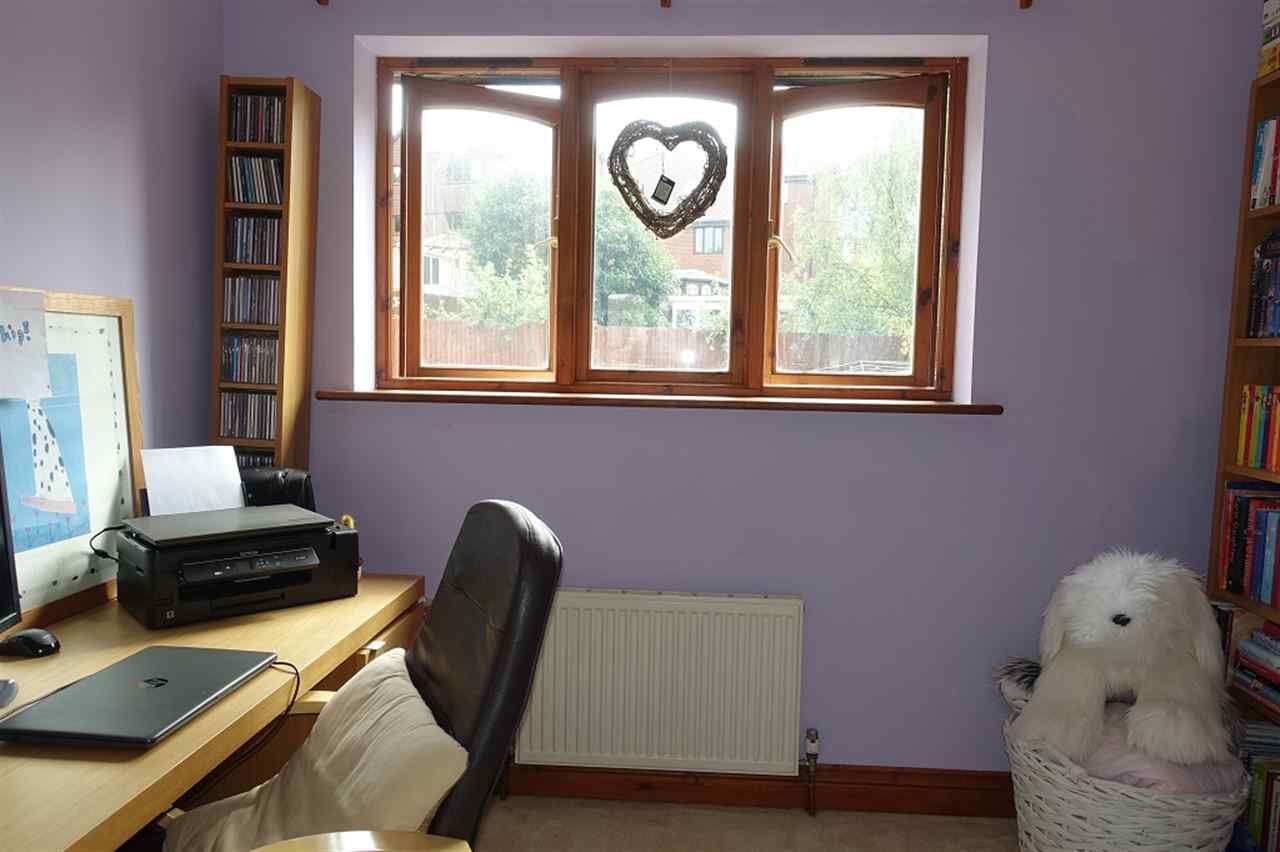 resized-2349823-AAVW BEDROOM 4.jpg